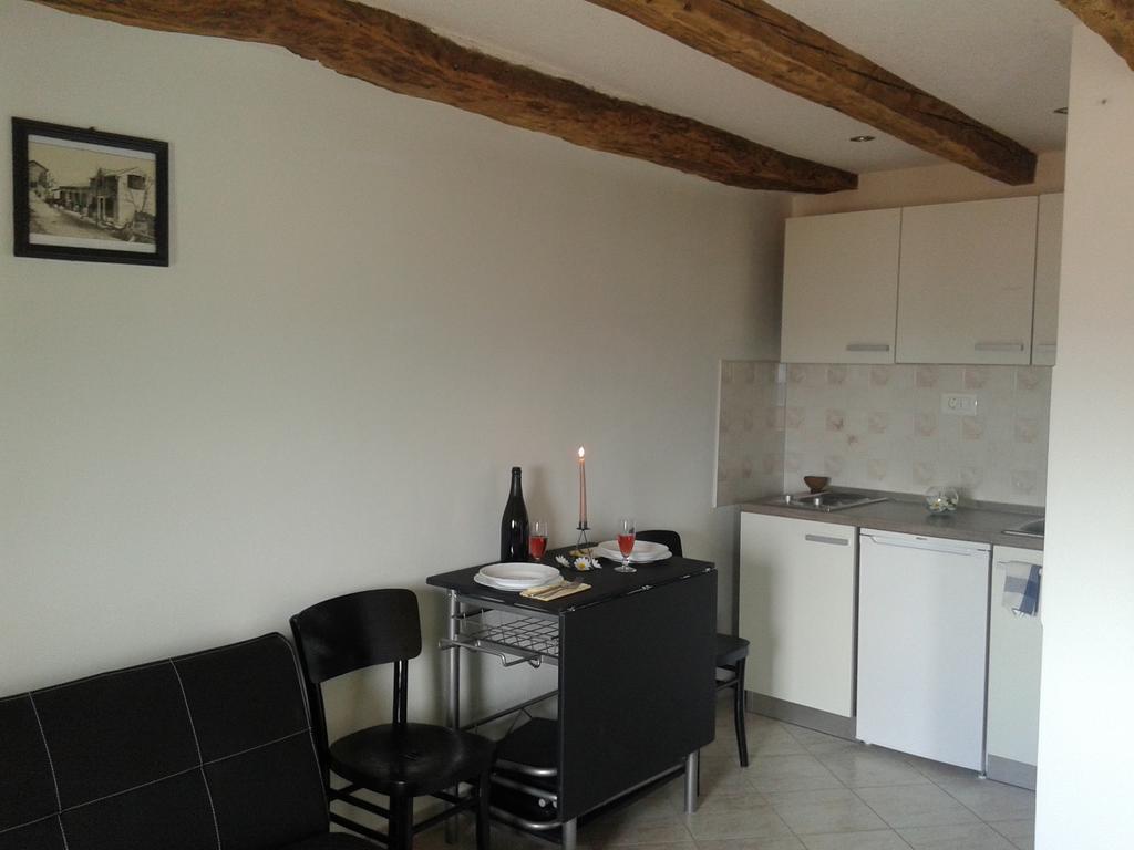 Apartment Bella Vista 2 Buzet Eksteriør billede